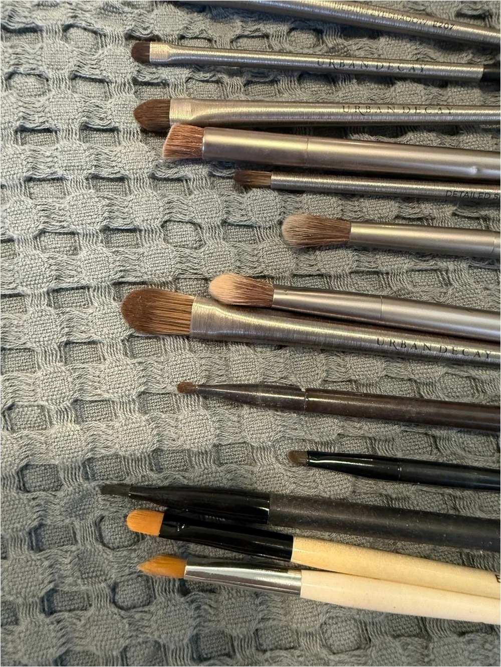 Urban Decam makeup brushes - lot of 17!!!